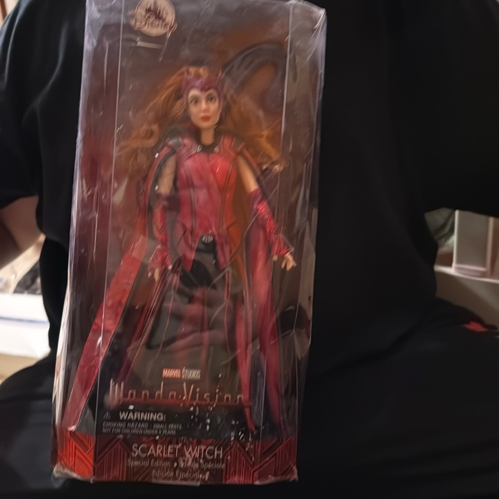 Disney Wanda vision marvel studios figure